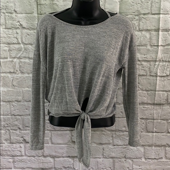 Tops - gray cross back long sleeve 🥰